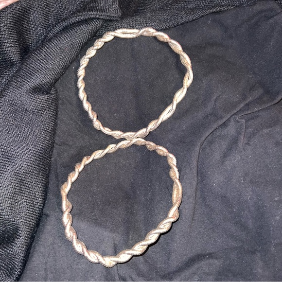 Bundle of 2 Flexible Silver Color “Snake” Multi-Use Jewelry - Necklace/Bracelet - Picture 7 of 17